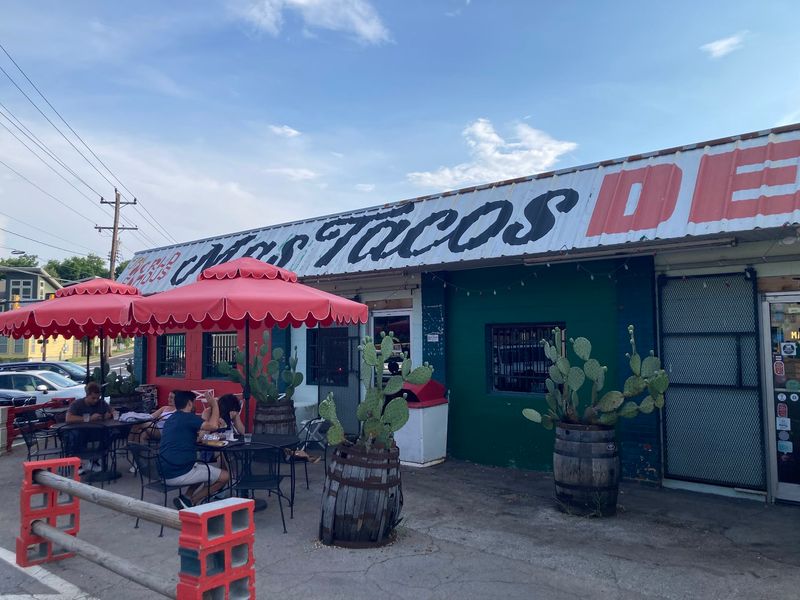Mas Tacos Por Favor