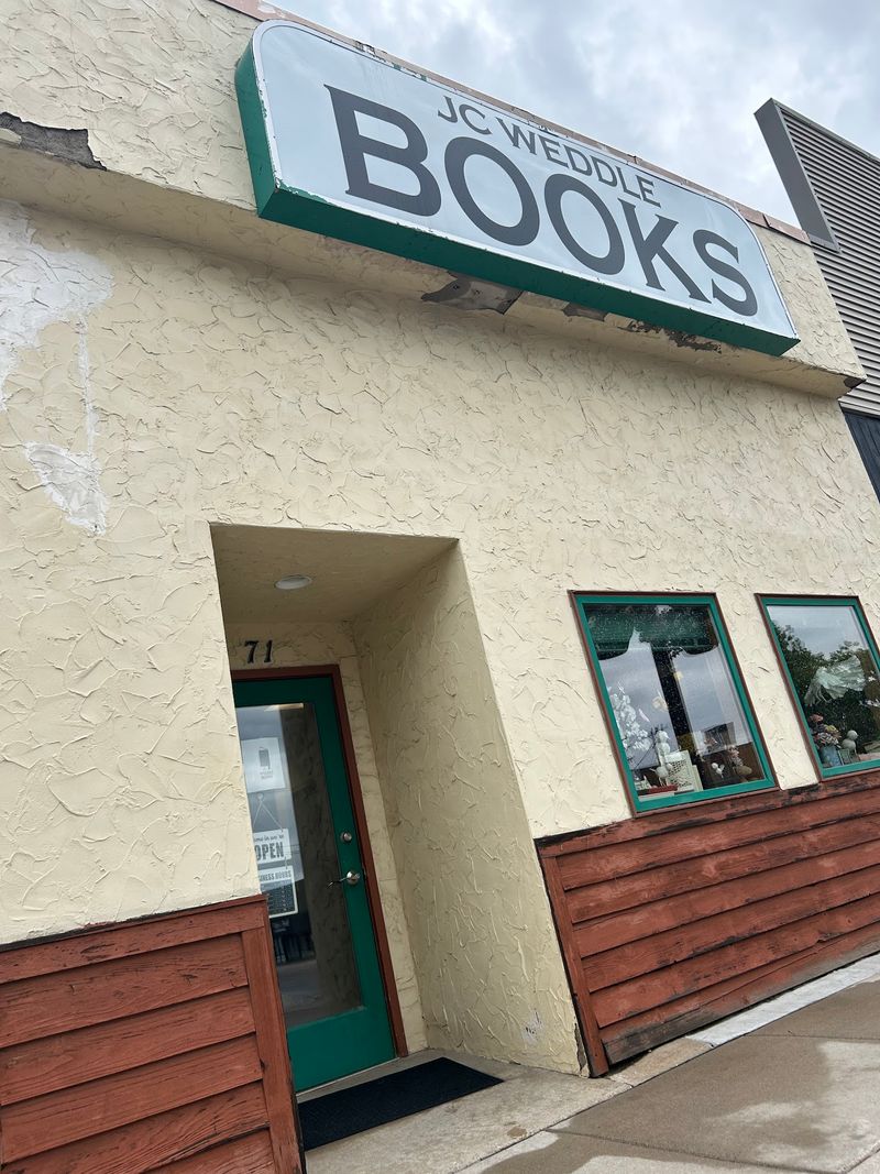 Planning Your Visit To The Northwoods Book Stop