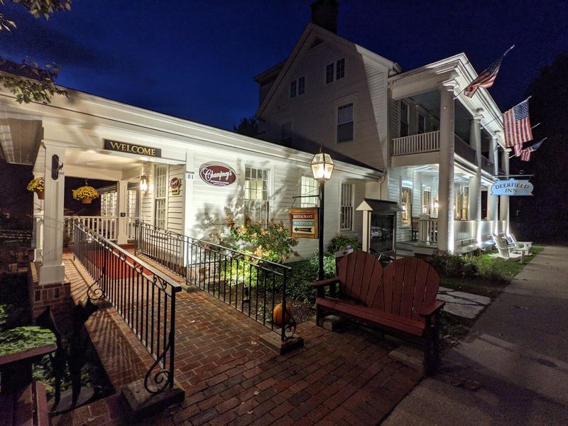 Champney's Restaurant & Tavern, Deerfield