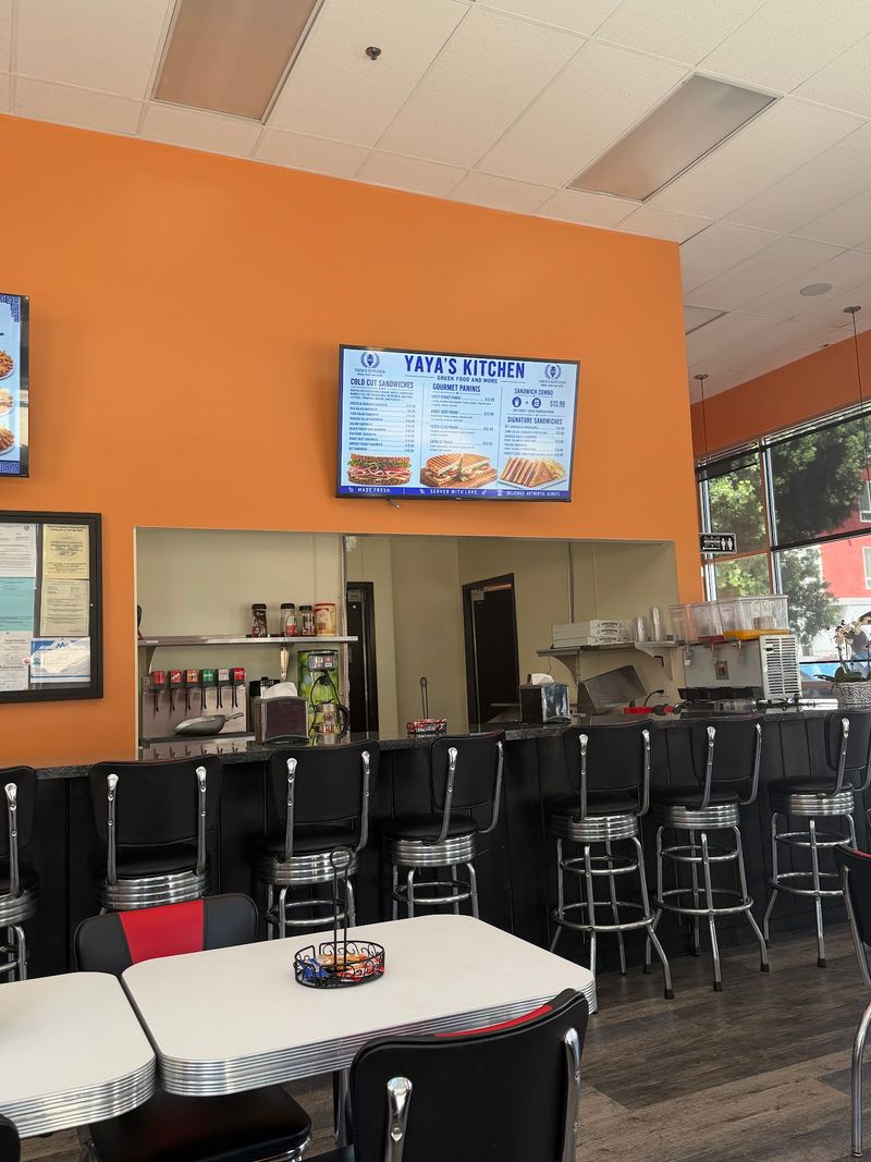 YaYa's Kitchen, Stockton