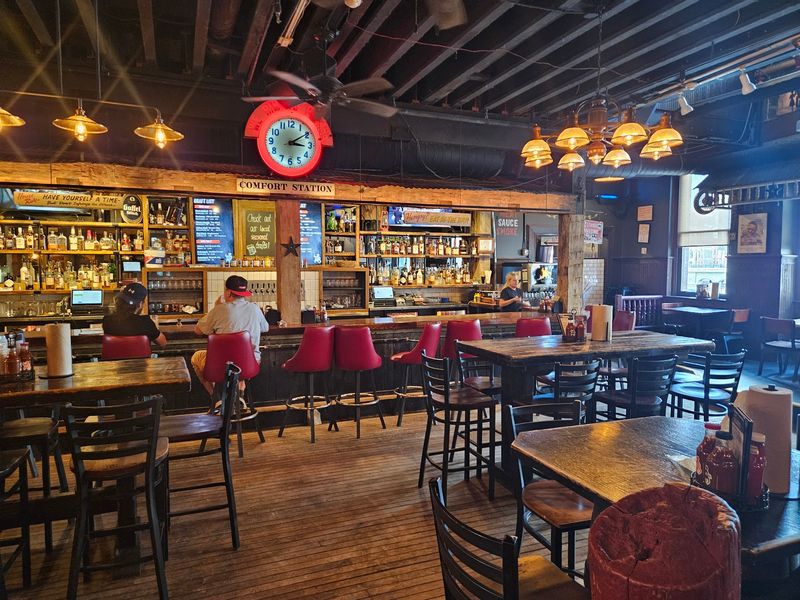 Dinosaur Bar-B-Que, Rochester, NY