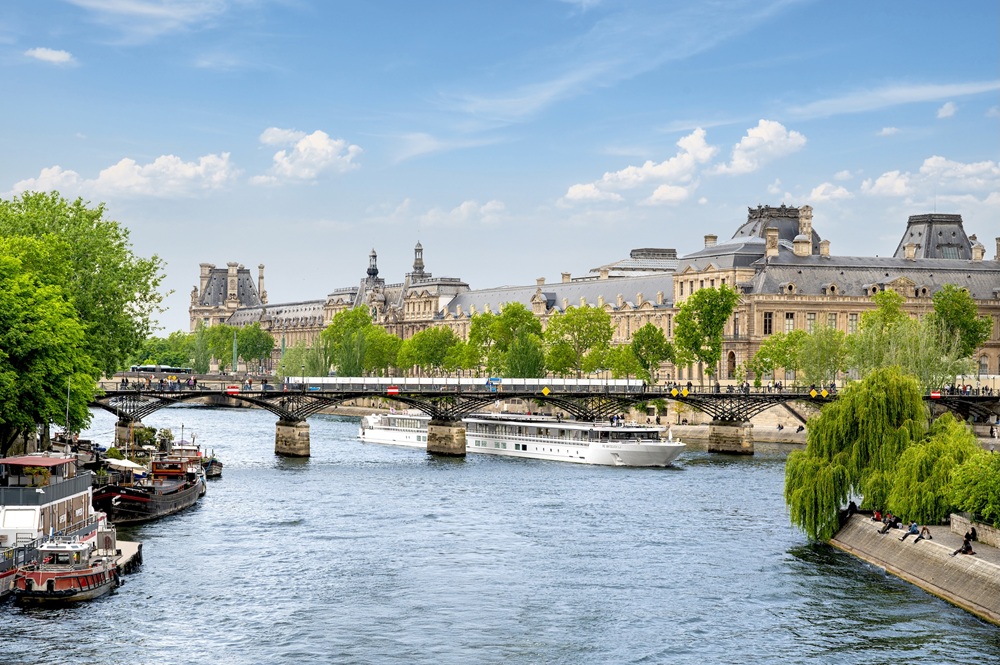 CroiseEurope's paddle-wheeler MS Waydelich passing the Louvre on the Loire River in Paris (CroiseEurope photo)