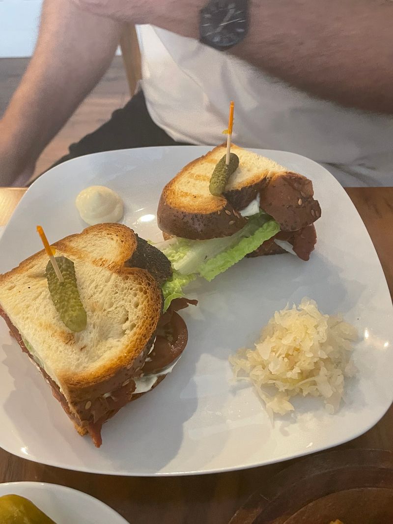 Beef Bacon BLT Gets Creative
