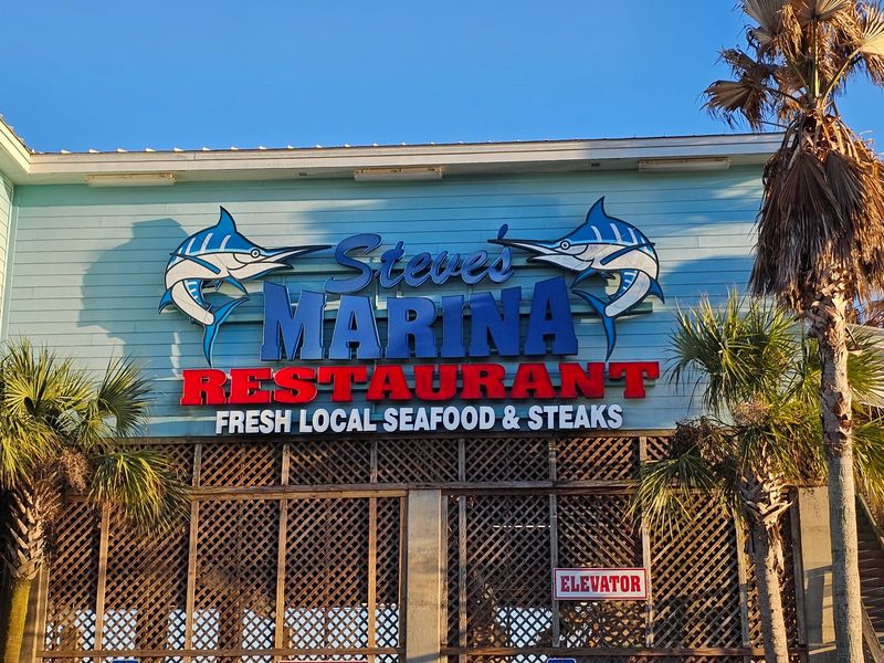 Steve's Marina Restaurant - Long Beach