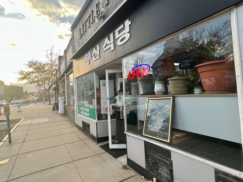 Little Pusan, Maynard