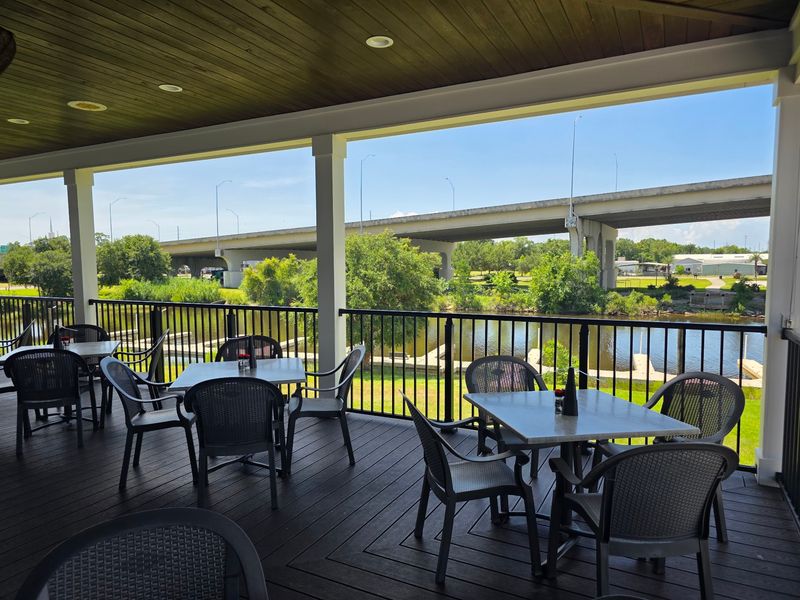Brady's Steaks & Seafood