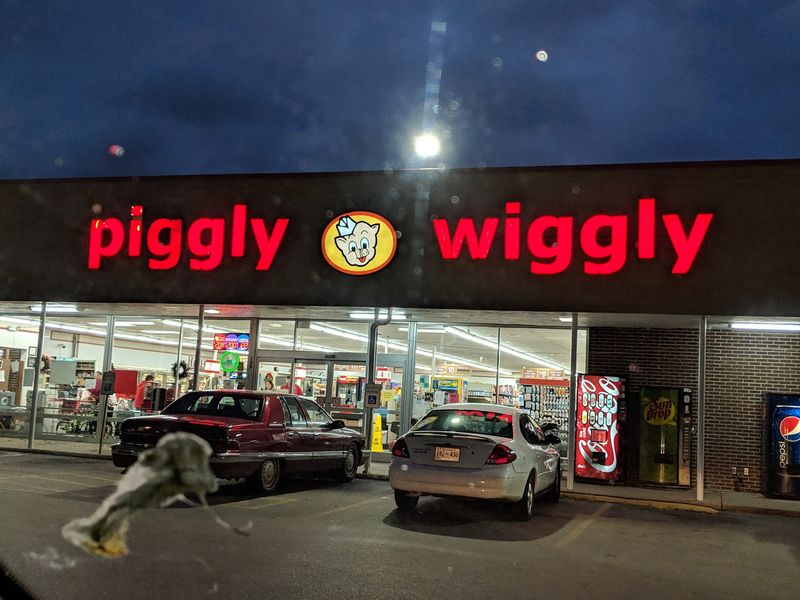 Piggly Wiggly