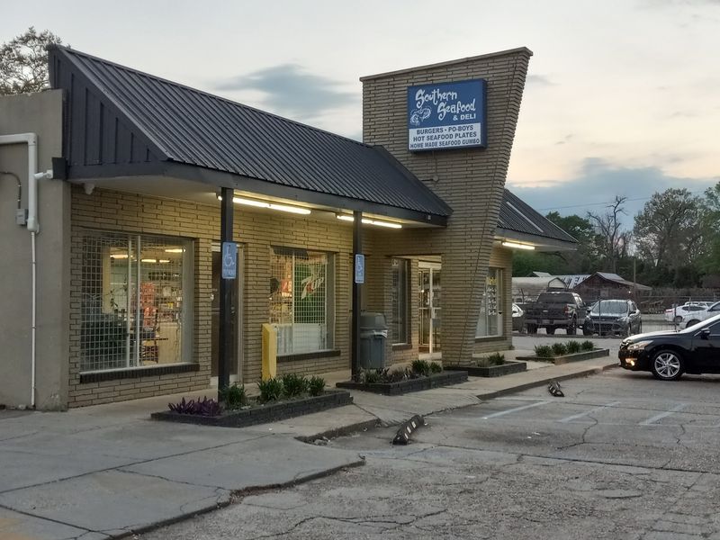 Southern Seafood - East Hardy Street, Hattiesburg