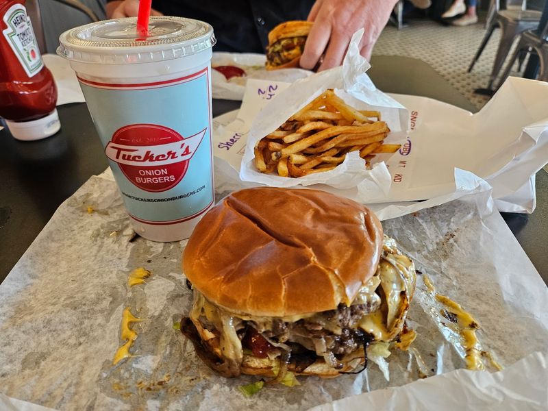 Tucker's Onion Burgers 