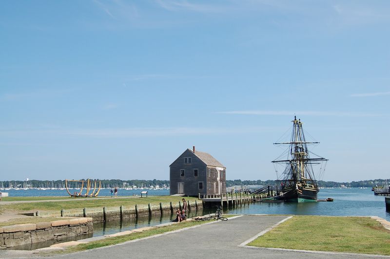 Salem Historic District And Waterfront