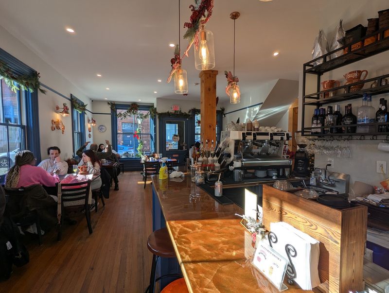 Tia Maria's European Café