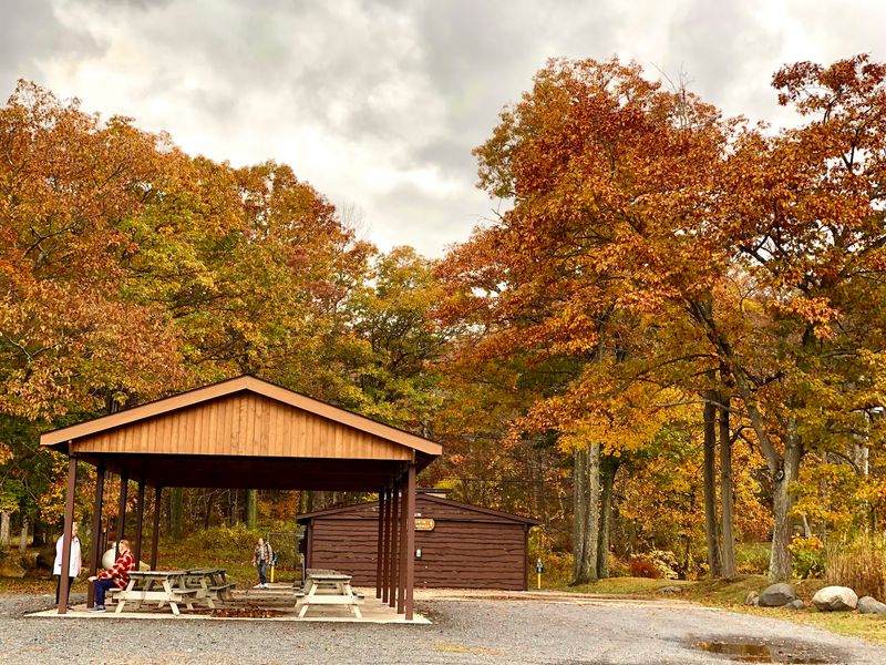 Seven Lakes Drive Steals Hearts