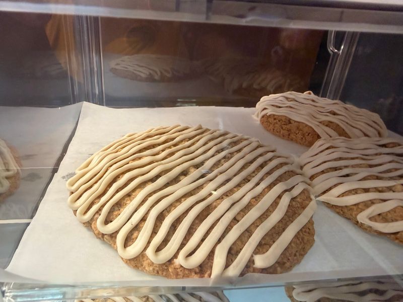 Cinnamon Buns Worth Standing In Line For