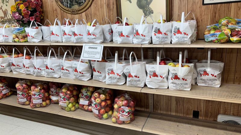 Rowell's Apple House
