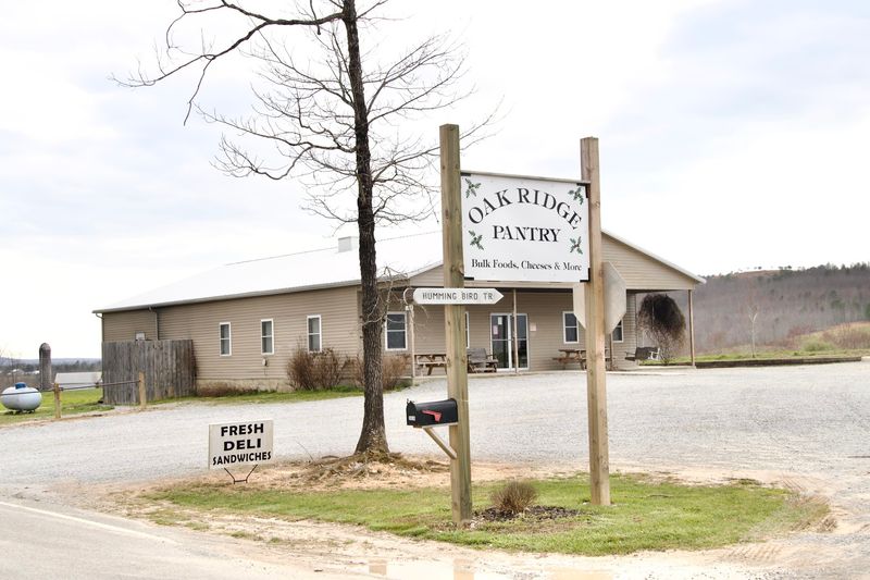 Oak Ridge Pantry, Spencer, TN