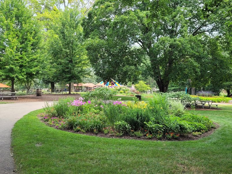 Picnic Tables, Concessions And What To Pack