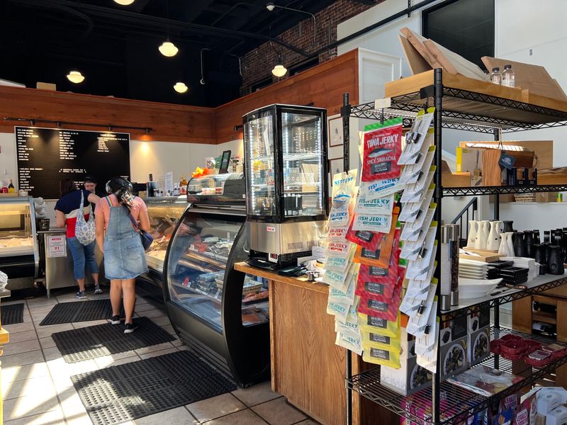 Lunch Counter Delivers Big