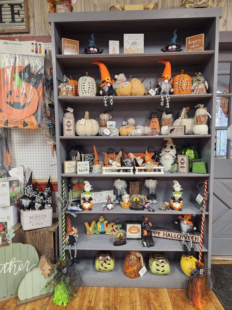Seasonal Charm And Easy Planning For Your Stop