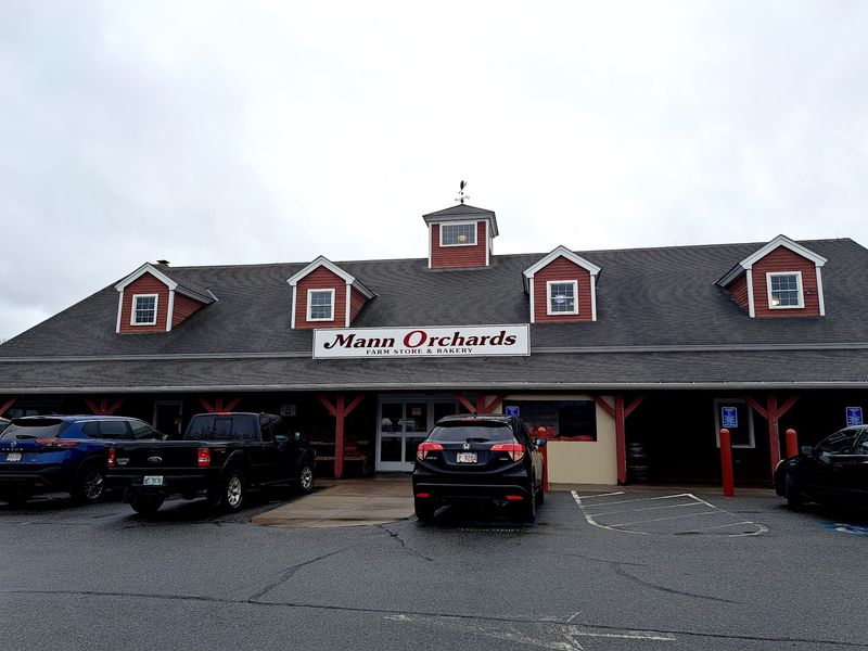 Mann Orchards