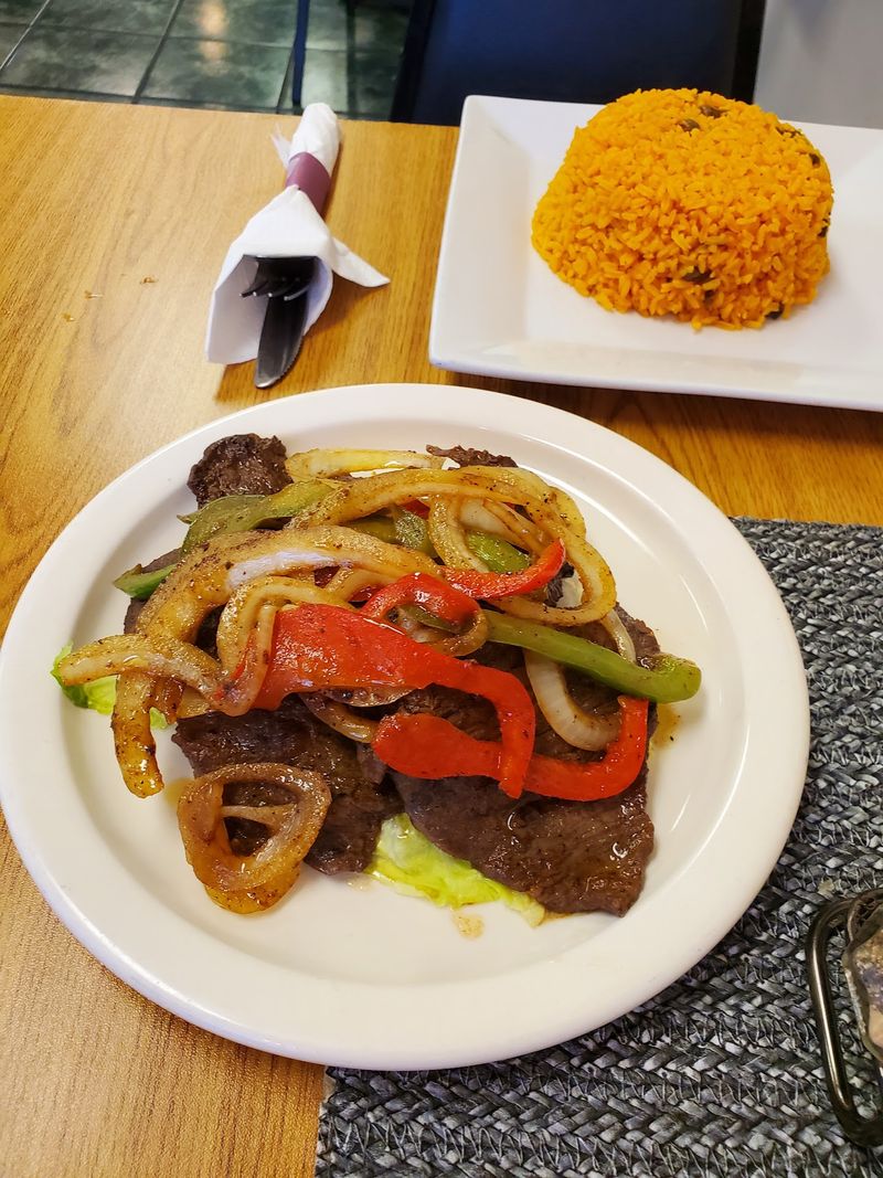 Ribs, Stews, And Pig Feet For Adventurous Eaters