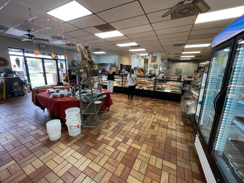 Peggy Ann Bakery