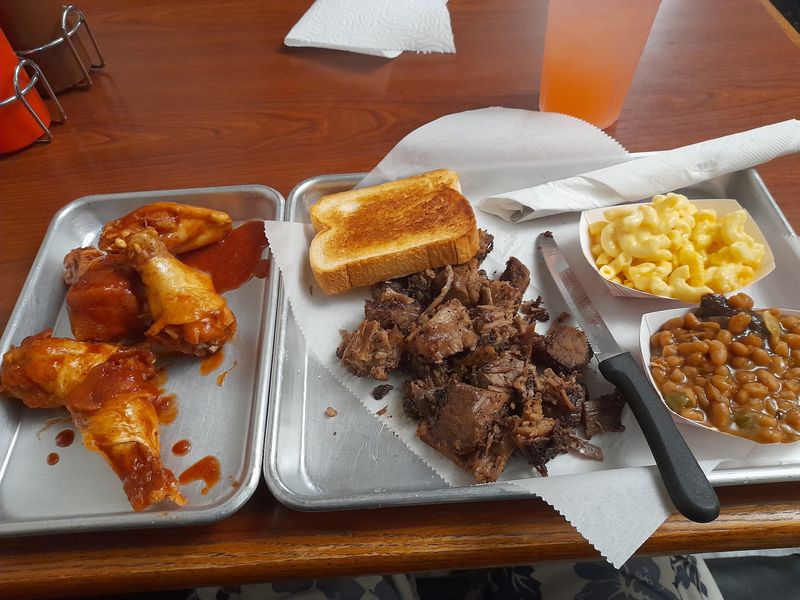 Brisket, Pulled Pork And Ribs Hold The Everyday Menu Together