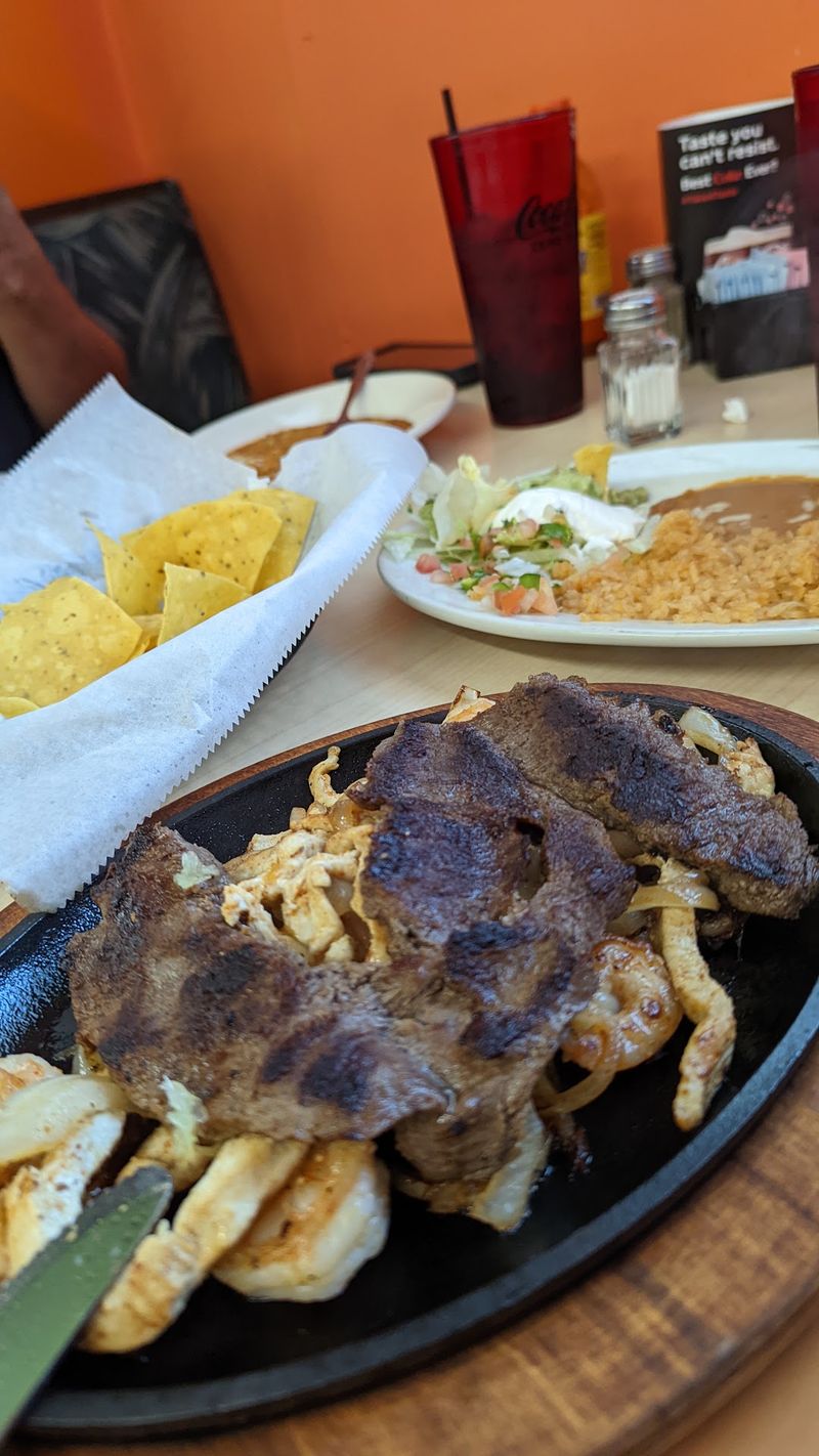 Fajitas That Arrive Loud