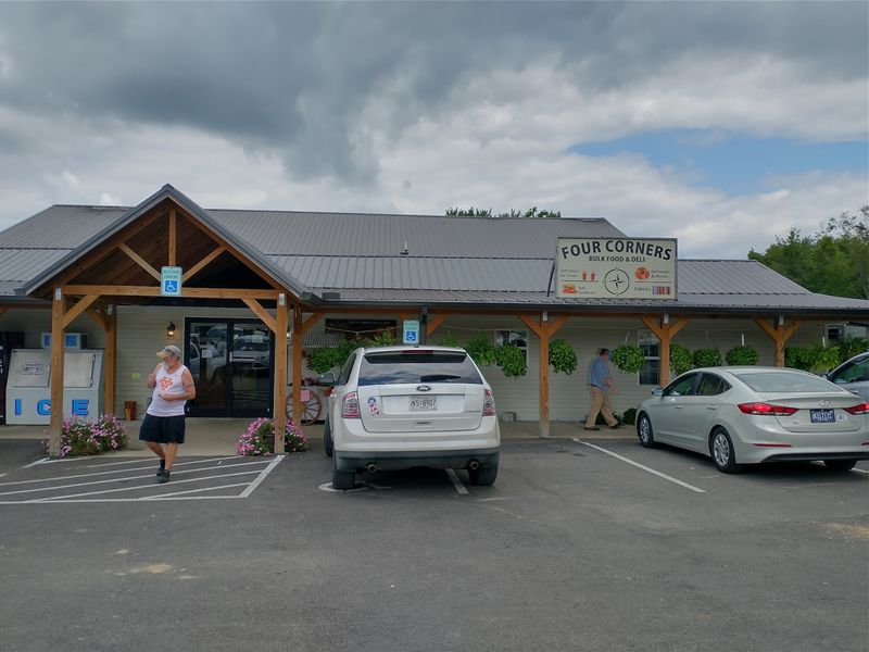 Picnic Tables And Outdoor Seating