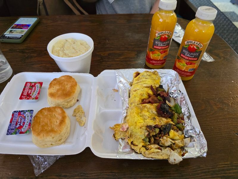 Fred's Soul Food Restaurant - Jackson