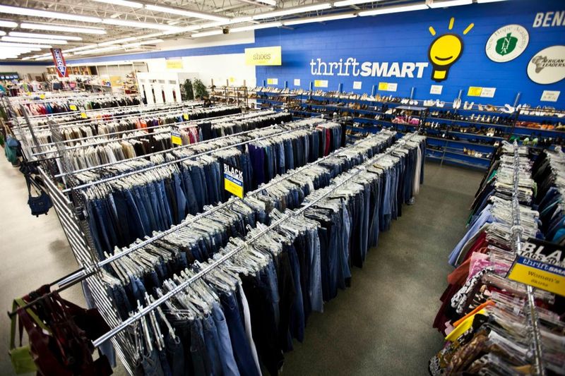 The Color Tag System That Turns Racks Into Dollar Bins