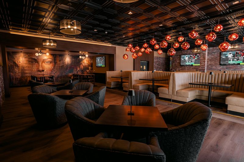 Lamppost Pizza Anchors The Steamboat Neighborhood