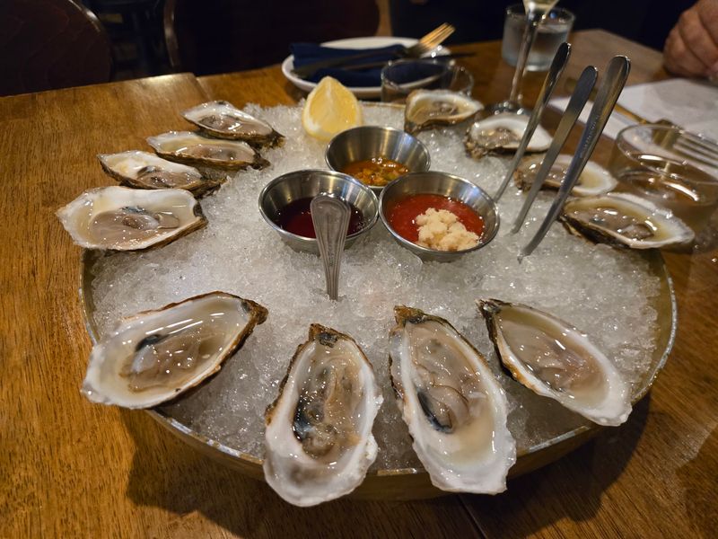Siren Restaurant & Bar - Park Slope