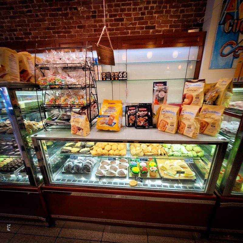 Hanover Street Makes The Perfect Sidekick