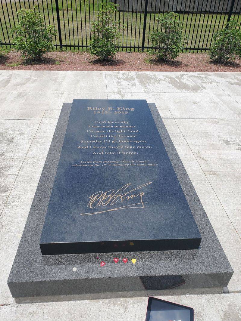 B.B. King Museum & Delta Interpretive Center - B.B. King grave, Indianola, MS