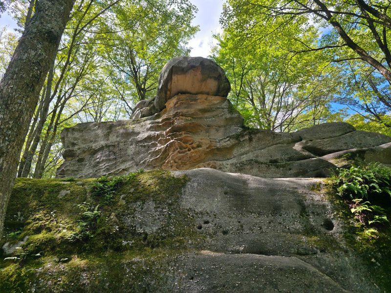 Thunder Rocks Delivers A Boulder Playground
