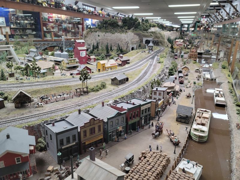 The Model Layout That Stops Traffic