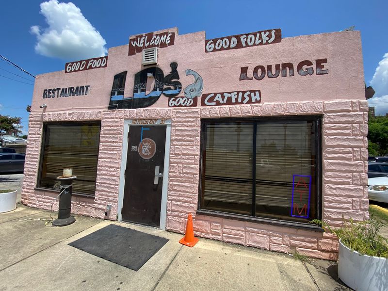 L D's Kitchen