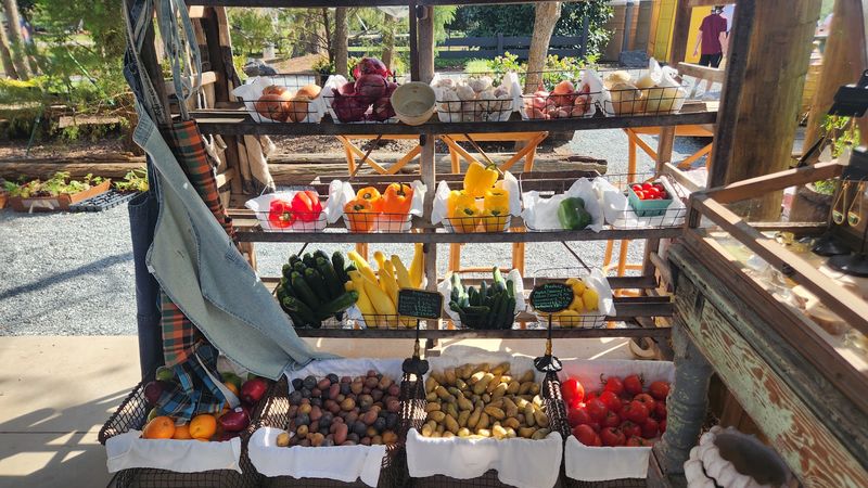 Tradition Meeting Hydroponics And Heirloom Figs