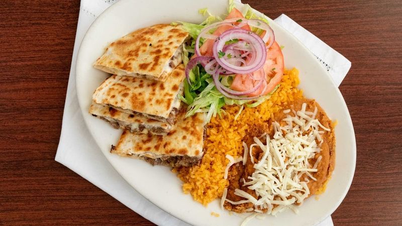 Lunch And Dinner Keep The Big Plates Coming