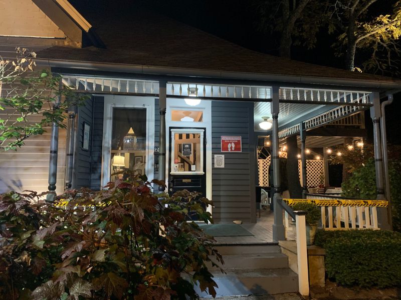 Cozy Rooms With Family Charm