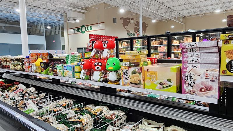 Snack Shelves Engineered For Impulse Buys