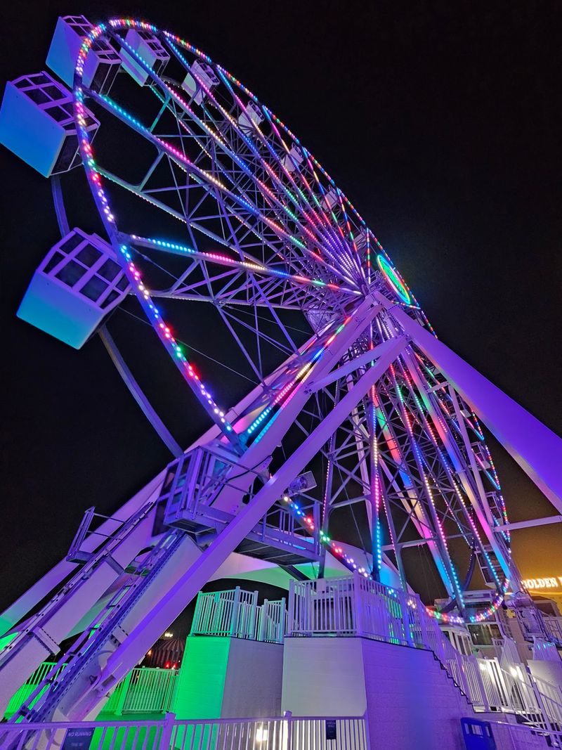 Paradise Pier Fun Park