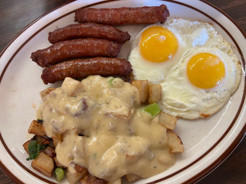 Breakfast Plates Locals Keep Returning For