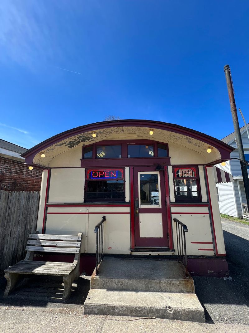 Day & Night Diner