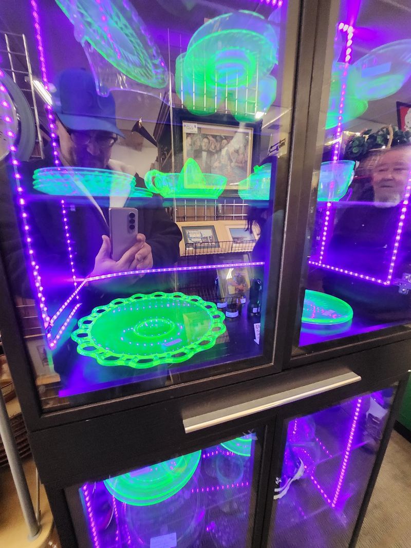Jewelry, Gems, and Glittering Cases