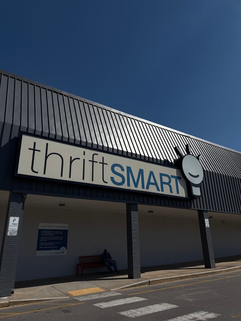 A Nolensville Pike Storefront With More Room Than It Lets On