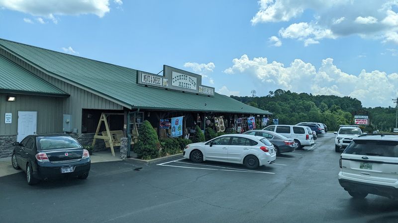 Country View Market, Charlotte, TN