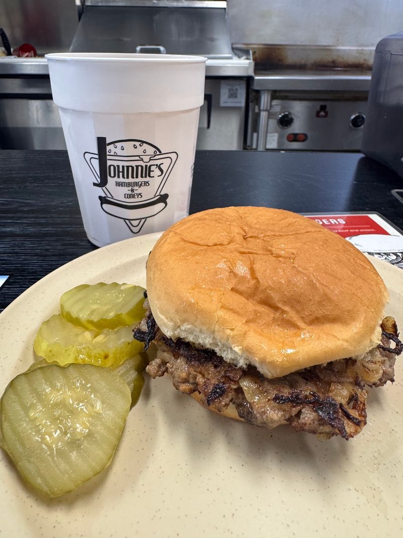 Johnnie's Grill 