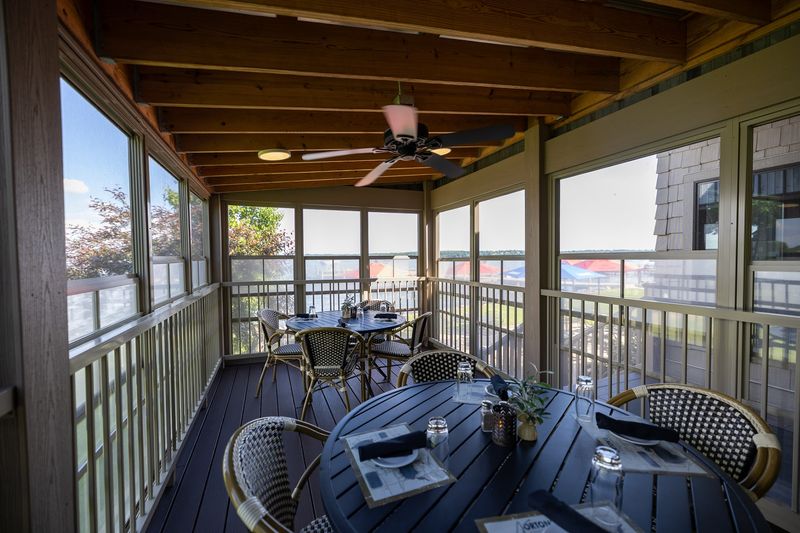 Why This Lakeside Classic Deserves Your Next Friday