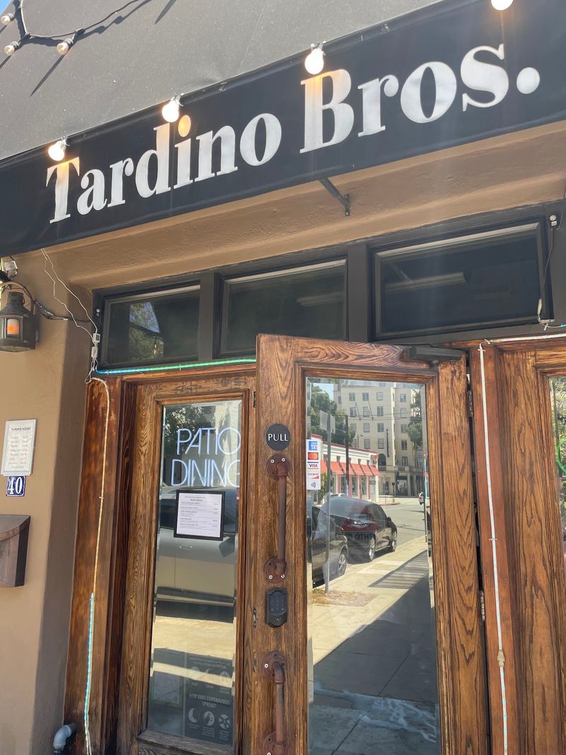 Tardino Bros. Italian Kitchen